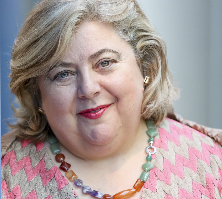 Clara Aguilera y la Mesa del Ferrocarril exigen en Bruselas la llegada de la alta velocidad a Granada
  
